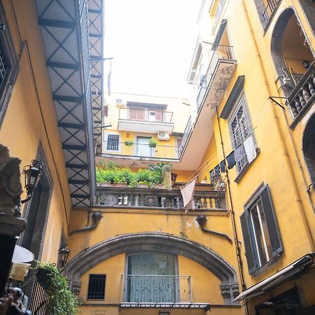 Stay Soft Apartment - Centro Storico Napoli المظهر الخارجي الصورة