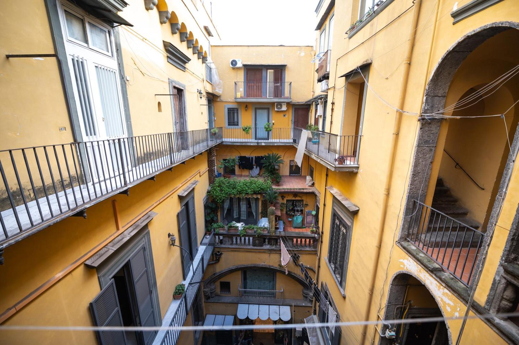 Stay Soft Apartment - Centro Storico Napoli المظهر الخارجي الصورة